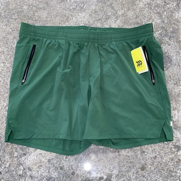 Green athletic shorts!   - Picture 1 of 8